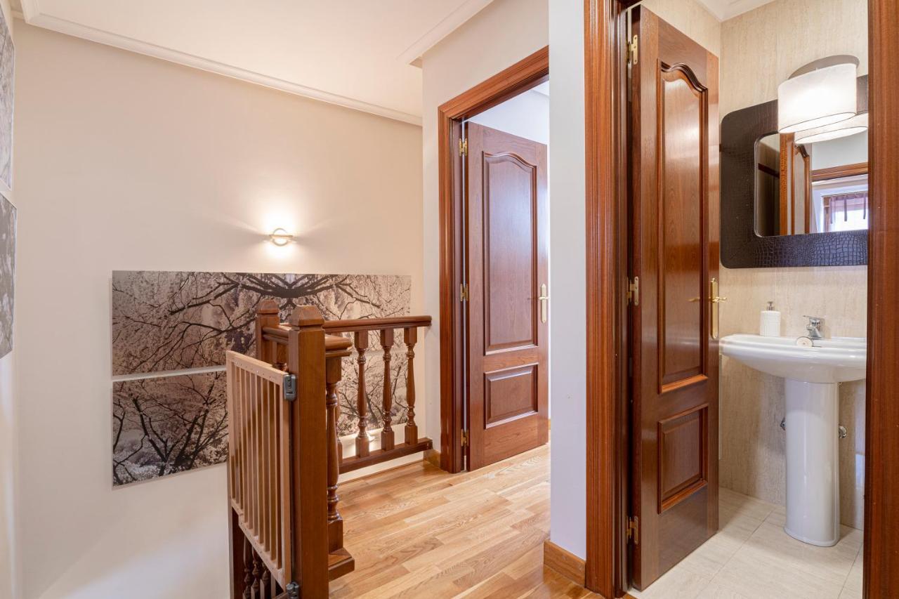 De La Guardia Suite Rosal Oviedo Esterno foto