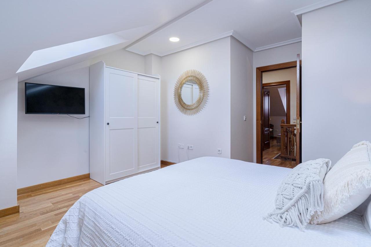 De La Guardia Suite Rosal Oviedo Esterno foto